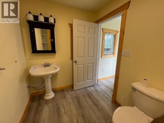 6006 Valleyview Drive, 100 Mile House, British Columbia  V0K 2E3 - Photo 40 - R3121221