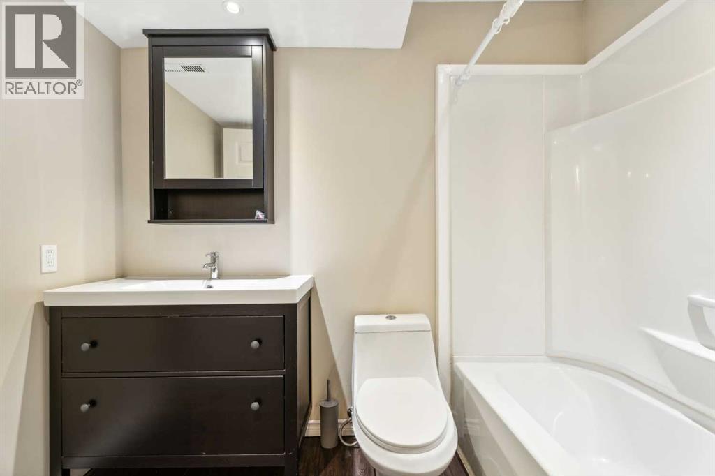 73 Rocky Ridge Heath NW, Calgary, Alberta  T3G 4Z7 - Photo 22 - A2283247