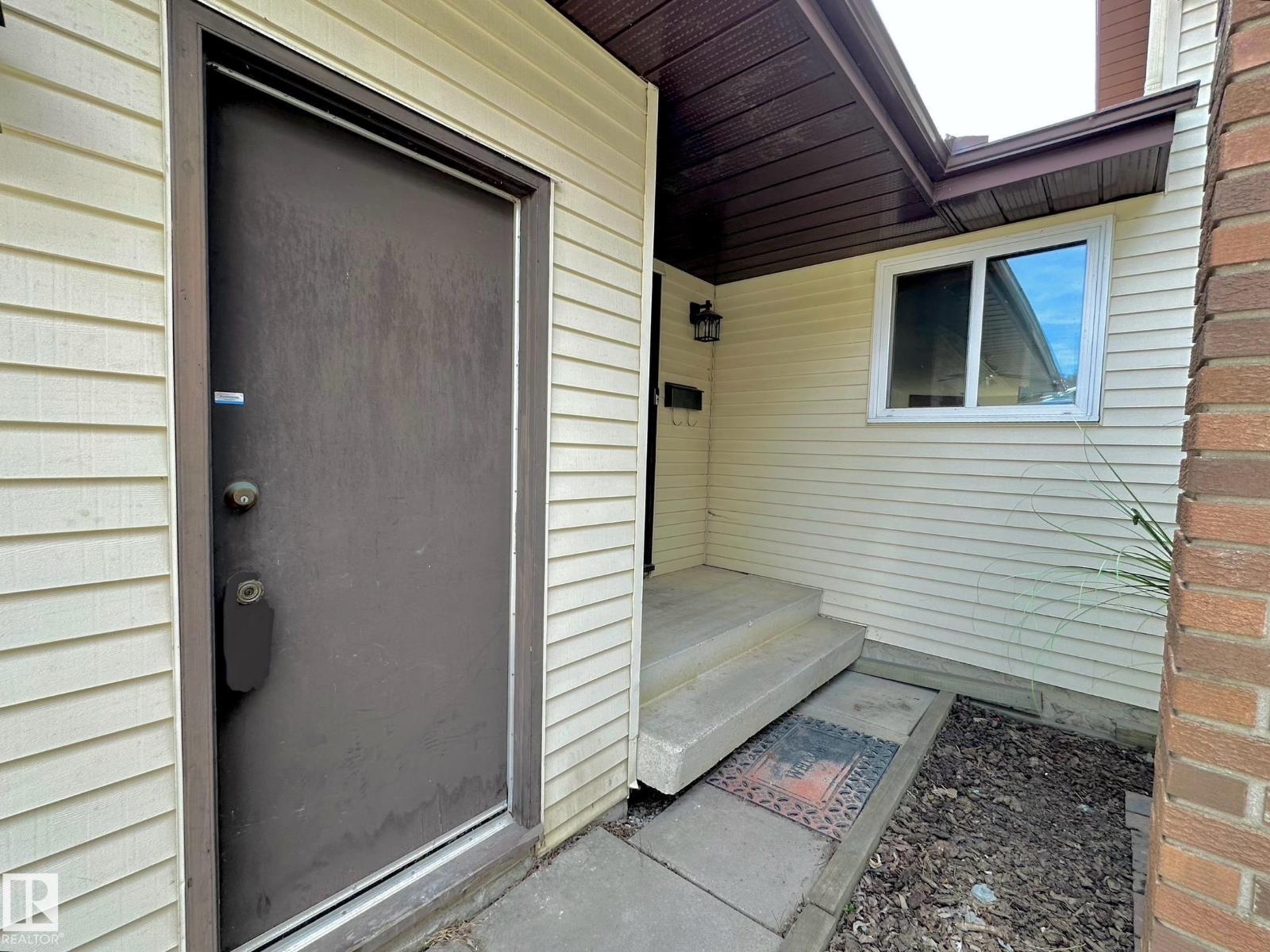 11111 157 Av Nw, Edmonton, Alberta  T5X 4V1 - Photo 3 - E4486472