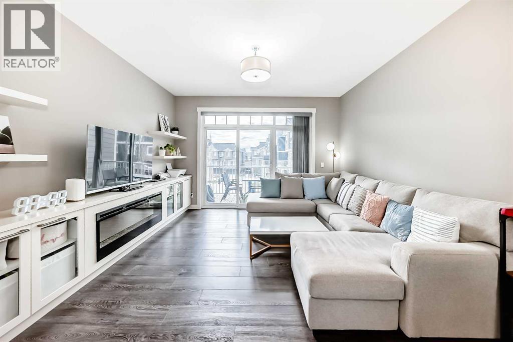 1651 Symons Valley Parkway NW, Calgary, Alberta  T3P 0R9 - Photo 2 - A2308438