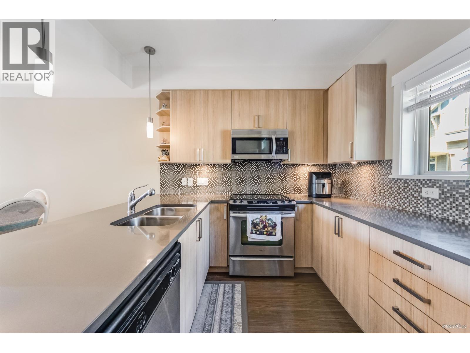 216 7168 Stride Avenue, Burnaby, British Columbia  V3N 1T7 - Photo 16 - R3120819