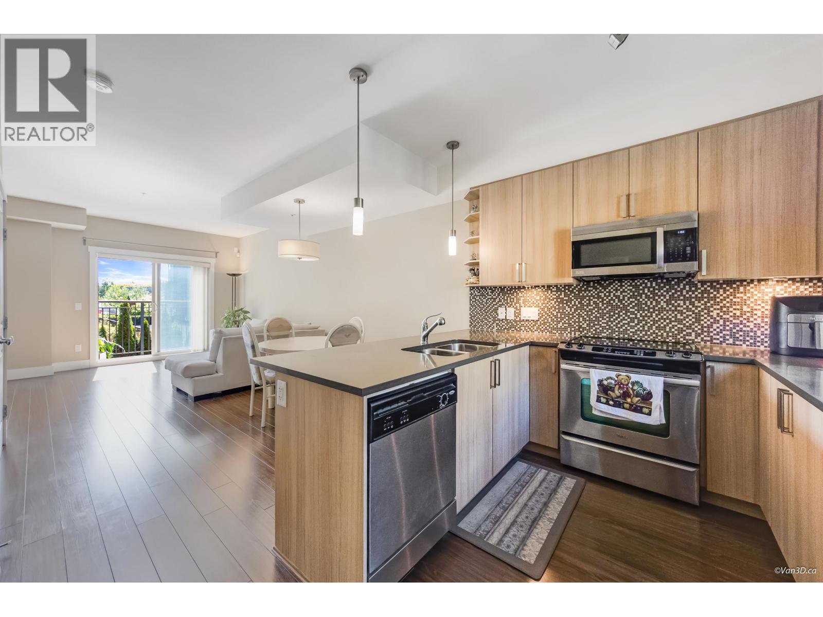 216 7168 Stride Avenue, Burnaby, British Columbia  V3N 1T7 - Photo 12 - R3120819