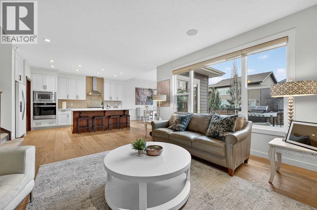 19 Cranbrook Crescent Se, Calgary, Alberta  T3M 3L5 - Photo 8 - A2307036