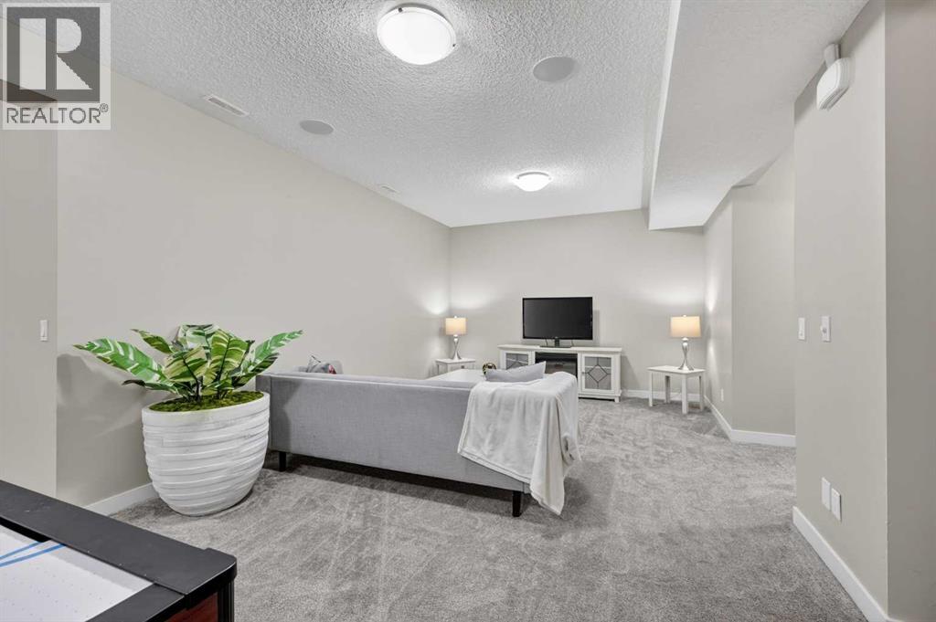 19 Cranbrook Crescent Se, Calgary, Alberta  T3M 3L5 - Photo 36 - A2307036