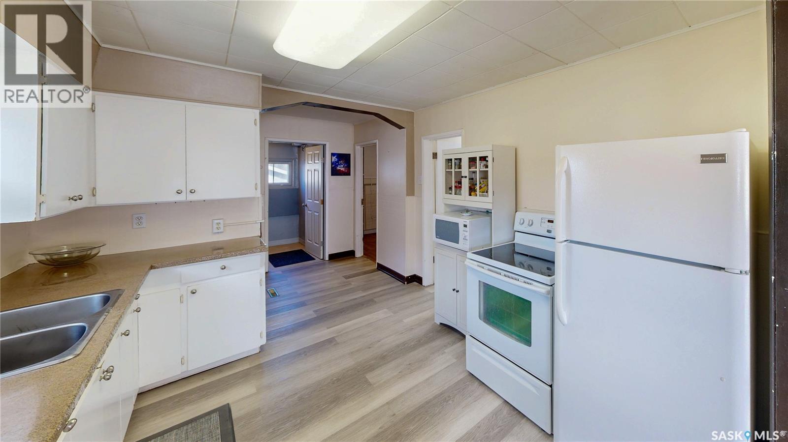 1330 Alexandra Street, Regina, Saskatchewan  S4T 4N7 - Photo 10 - SK035259