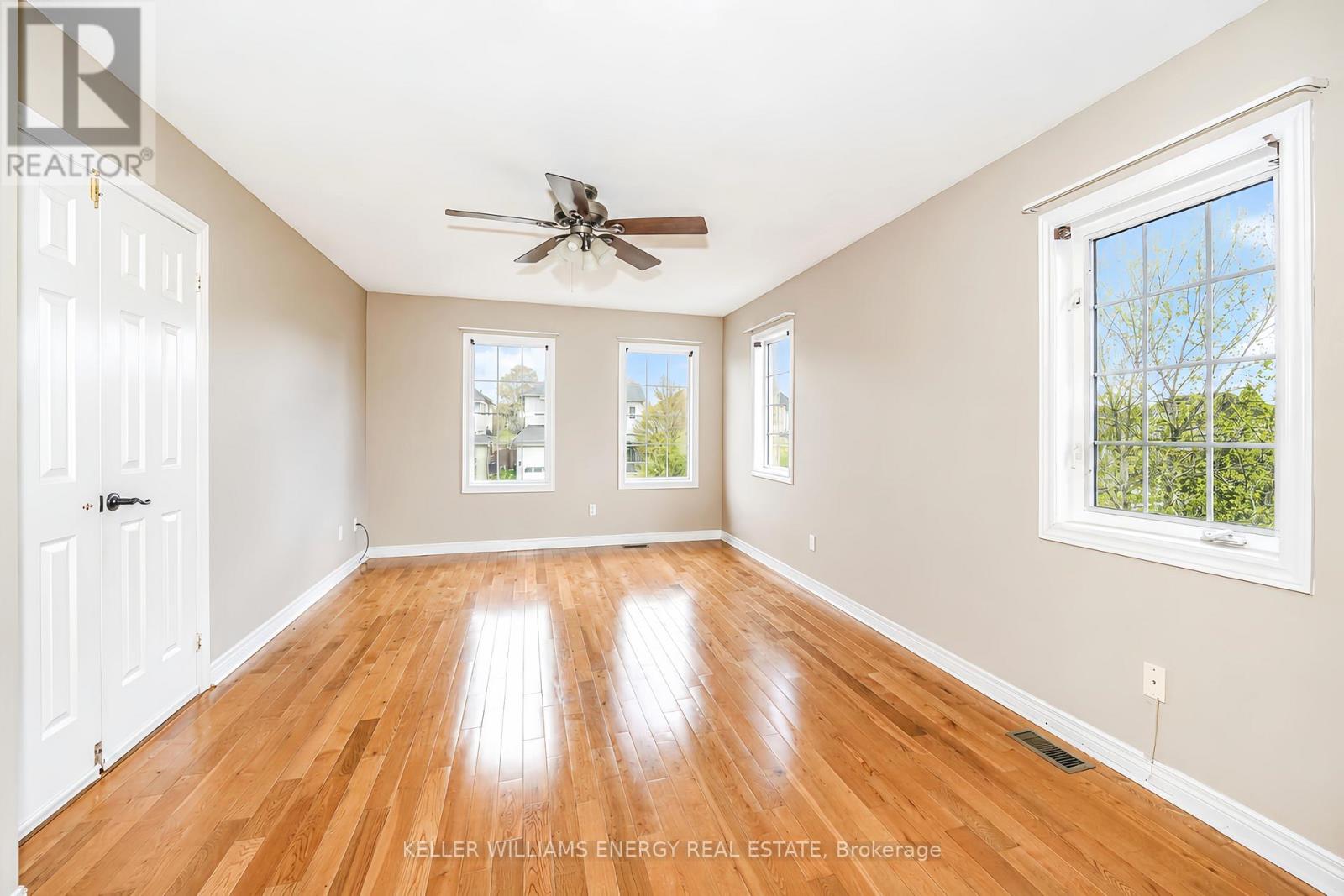 51 Divine Drive, Whitby, Ontario  L1R 2T5 - Photo 15 - E13100494