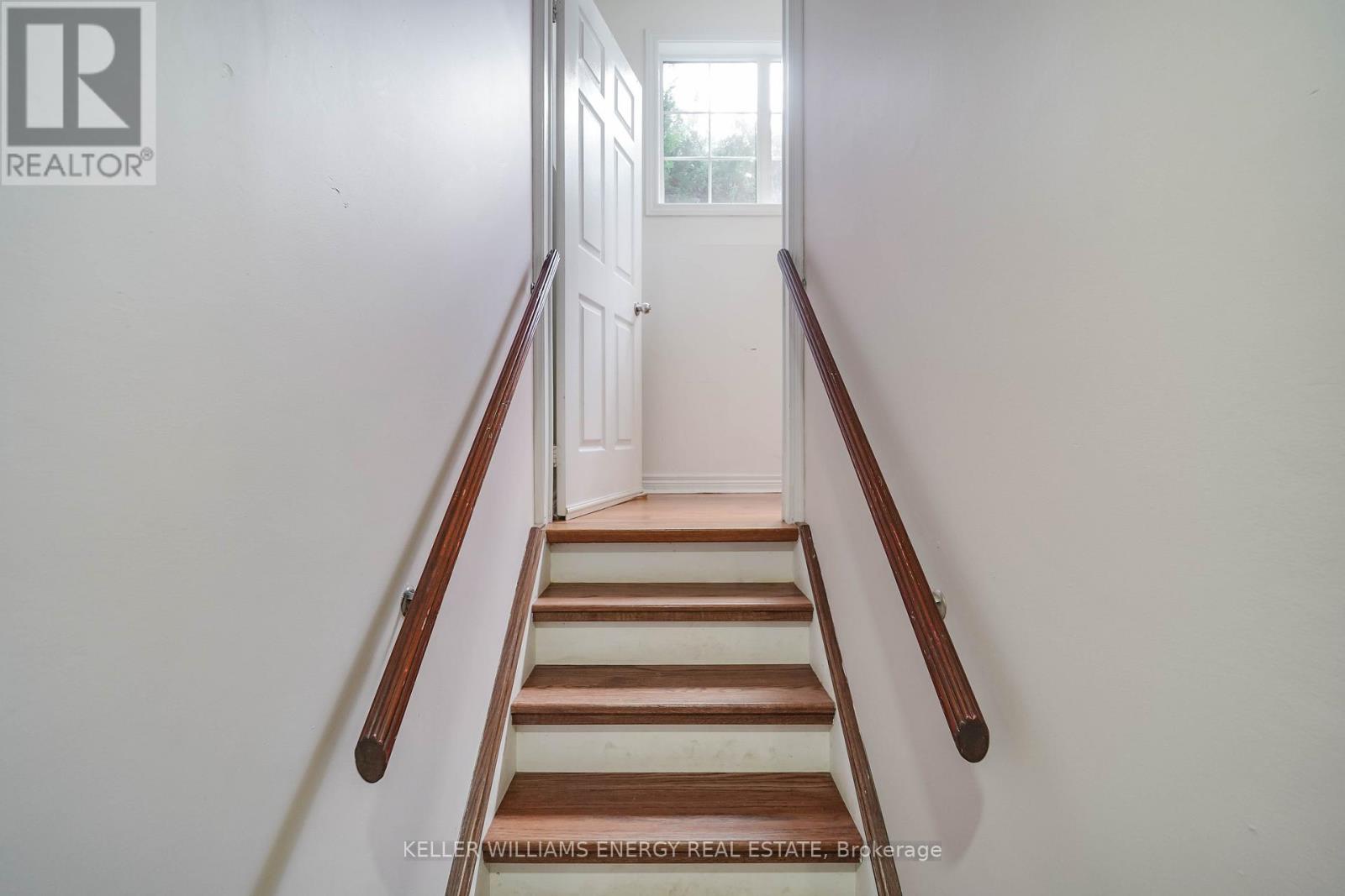 51 Divine Drive, Whitby, Ontario  L1R 2T5 - Photo 26 - E13100494