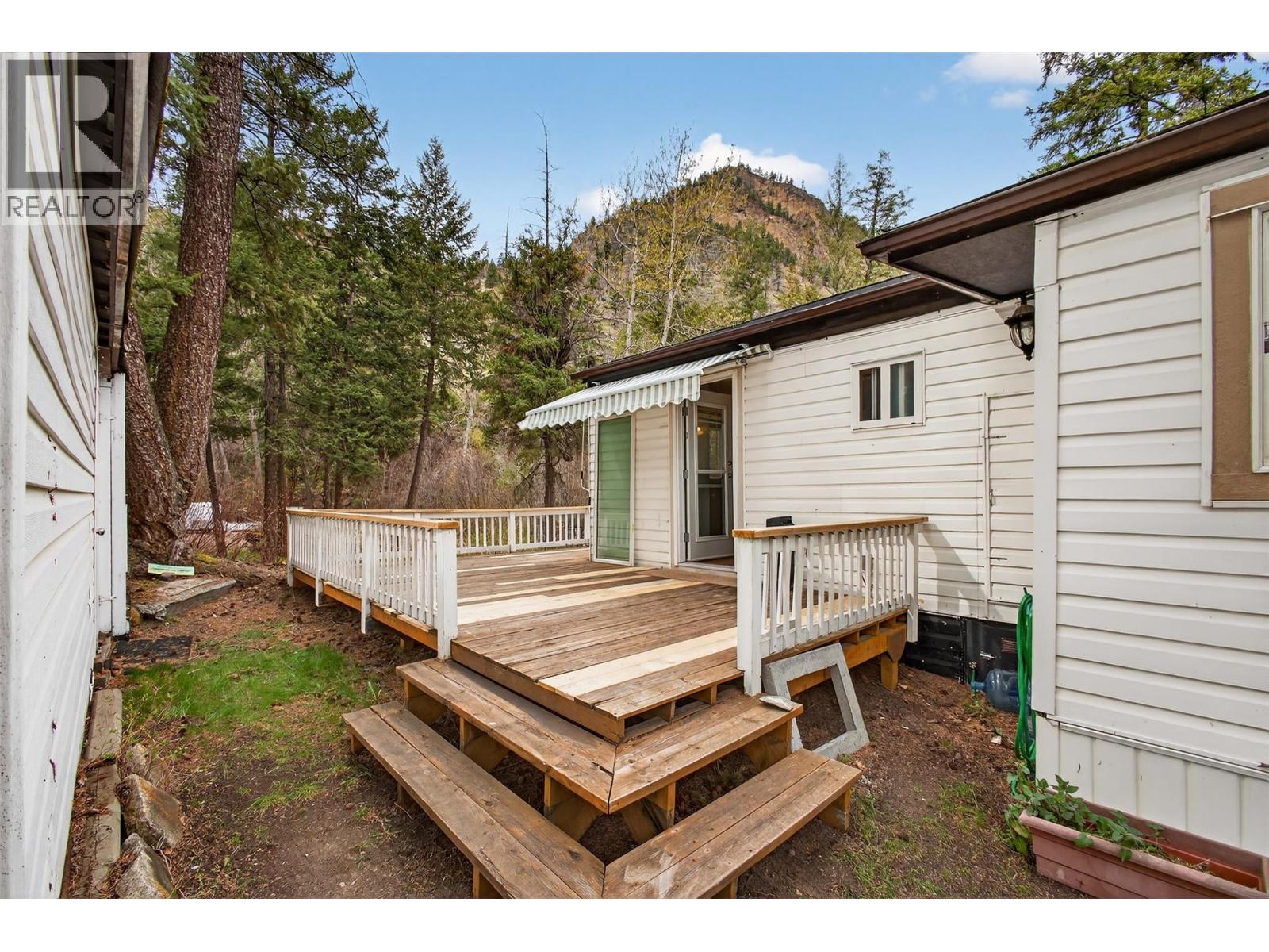 1514 Hwy 3a Unit# 16, Keremeos, British Columbia  V0X 1N6 - Photo 9 - 10386572