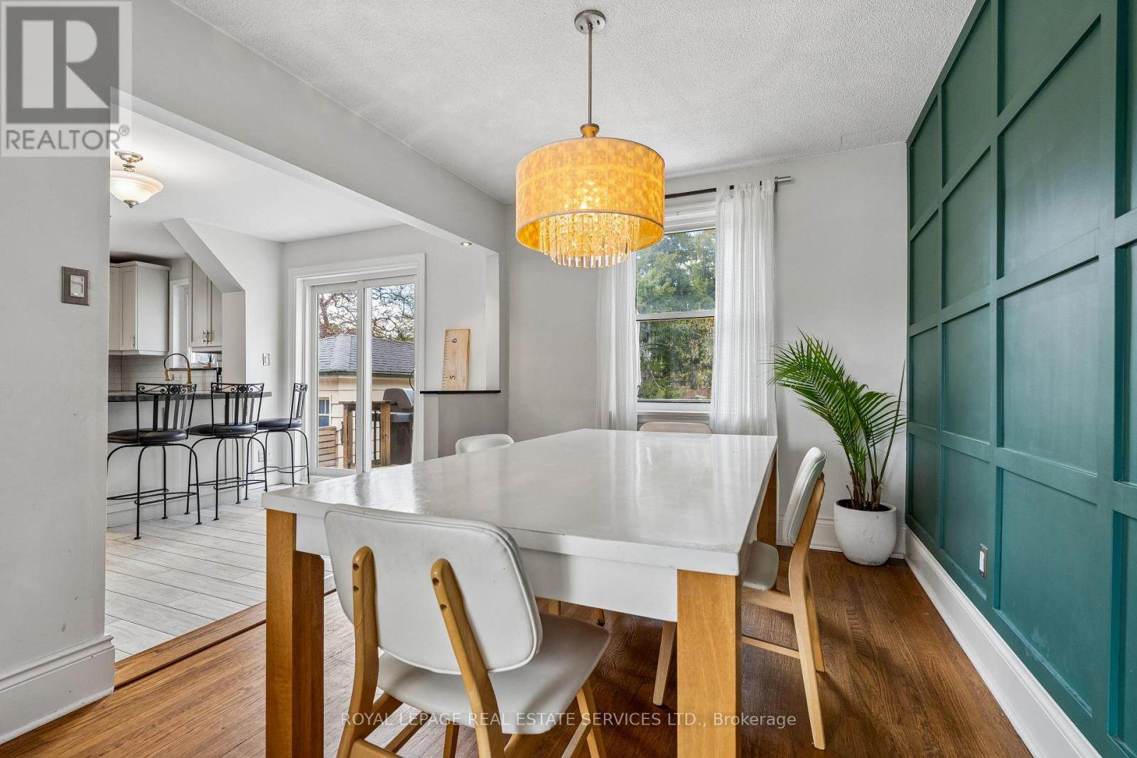 196 Berry Road, Toronto, Ontario  M8Y 1W8 - Photo 6 - W13099952