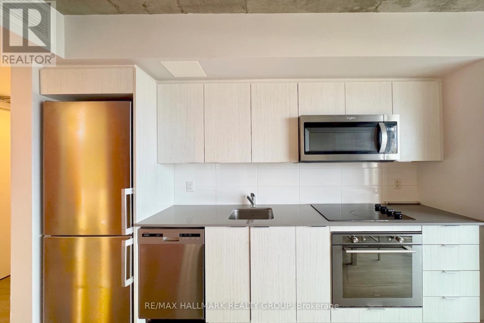 1706 - 105 Champagne Avenue S, Ottawa, Ontario  K1S 4P3 - Photo 10 - X12958968