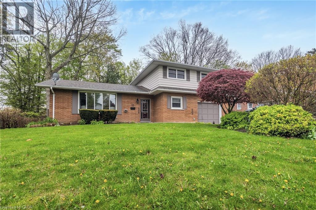 11 Thistle Court, Tillsonburg, Ontario  N4G 2S8 - Photo 2 - 40828416