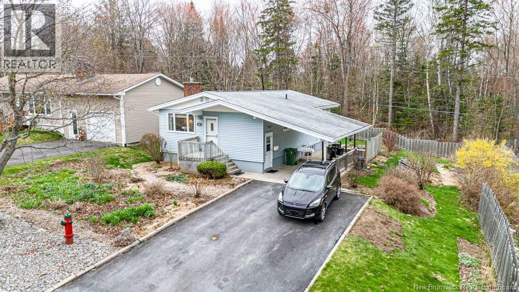 91 Vineland Street, Fredericton, New Brunswick  E3A 1W7 - Photo 2 - NB138959
