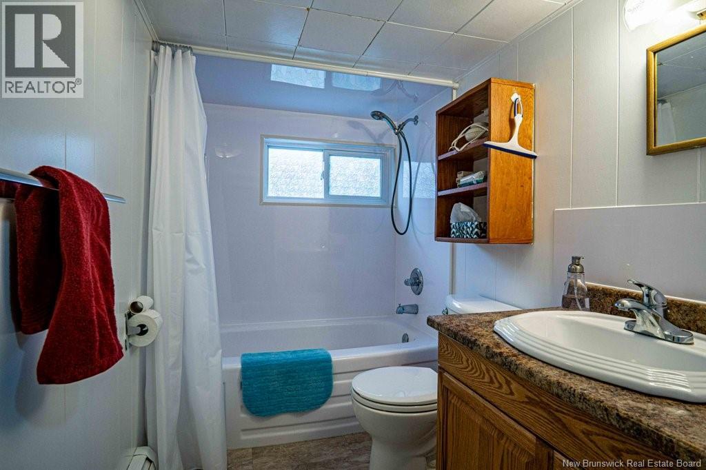 91 Vineland Street, Fredericton, New Brunswick  E3A 1W7 - Photo 31 - NB138959