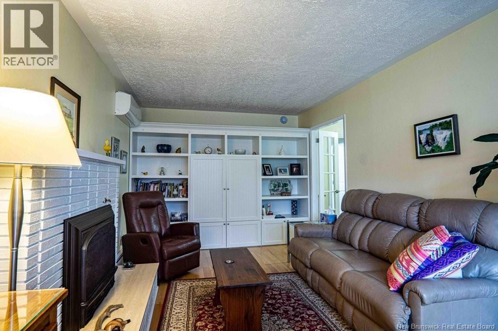 91 Vineland Street, Fredericton, New Brunswick  E3A 1W7 - Photo 4 - NB138959