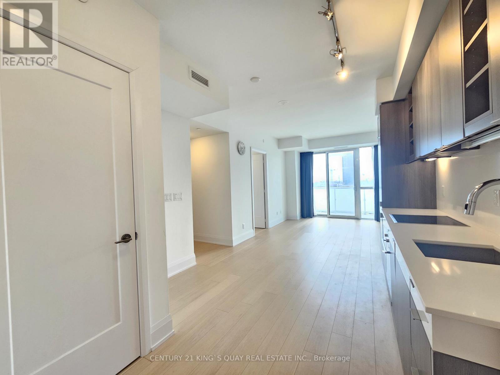1410 - 101 Erskine Avenue, Toronto, Ontario  M4P 0C5 - Photo 3 - C13095118