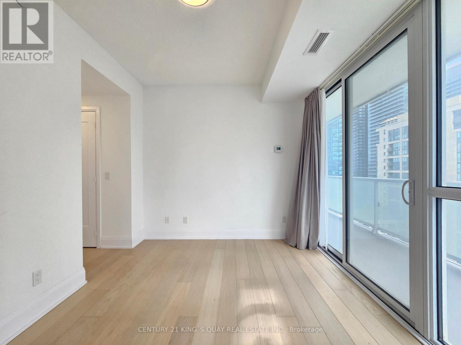 1410 - 101 Erskine Avenue, Toronto, Ontario  M4P 0C5 - Photo 15 - C13095118