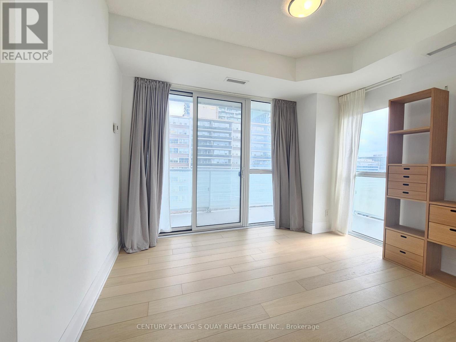 1410 - 101 Erskine Avenue, Toronto, Ontario  M4P 0C5 - Photo 13 - C13095118