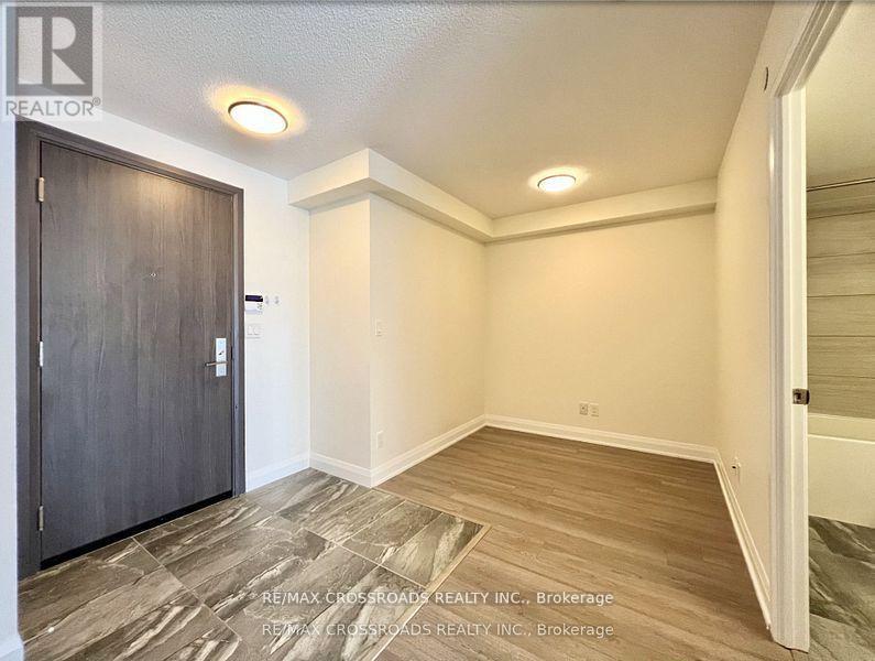 1209 - 15 Water Walk Drive, Markham, Ontario  L6G 0G2 - Photo 3 - N13100432