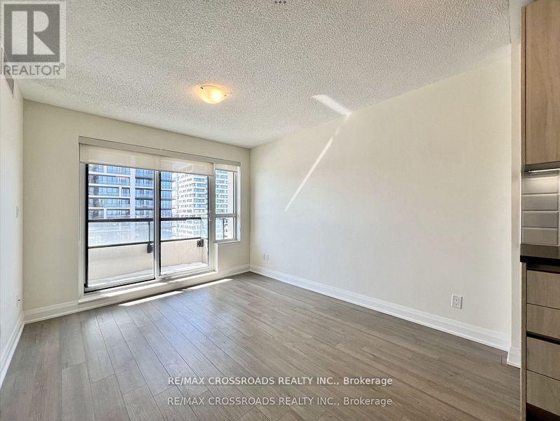 1209 - 15 Water Walk Drive, Markham, Ontario  L6G 0G2 - Photo 6 - N13100432