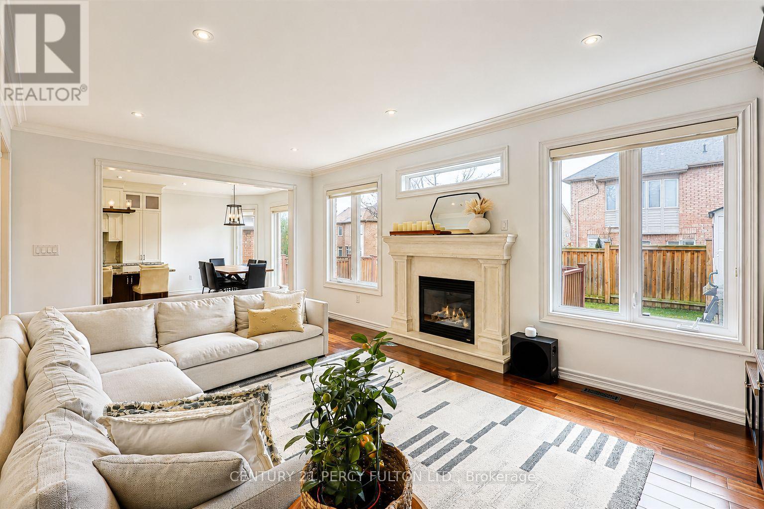 159 Jefferson Forest Drive, Richmond Hill, Ontario  L4E 4K6 - Photo 4 - N13009310