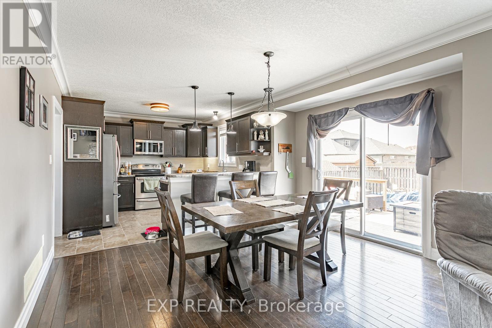 8 Oliver Crescent, Zorra (Thamesford), Ontario  N0M 2M0 - Photo 10 - X13100584