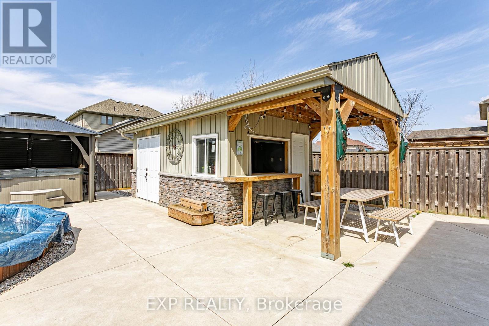 8 Oliver Crescent, Zorra (Thamesford), Ontario  N0M 2M0 - Photo 32 - X13100584