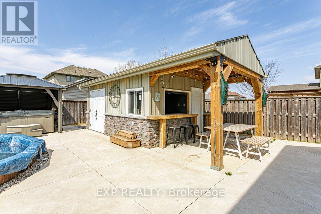 8 Oliver Crescent, Zorra (Thamesford), Ontario  N0M 2M0 - Photo 33 - X13100584