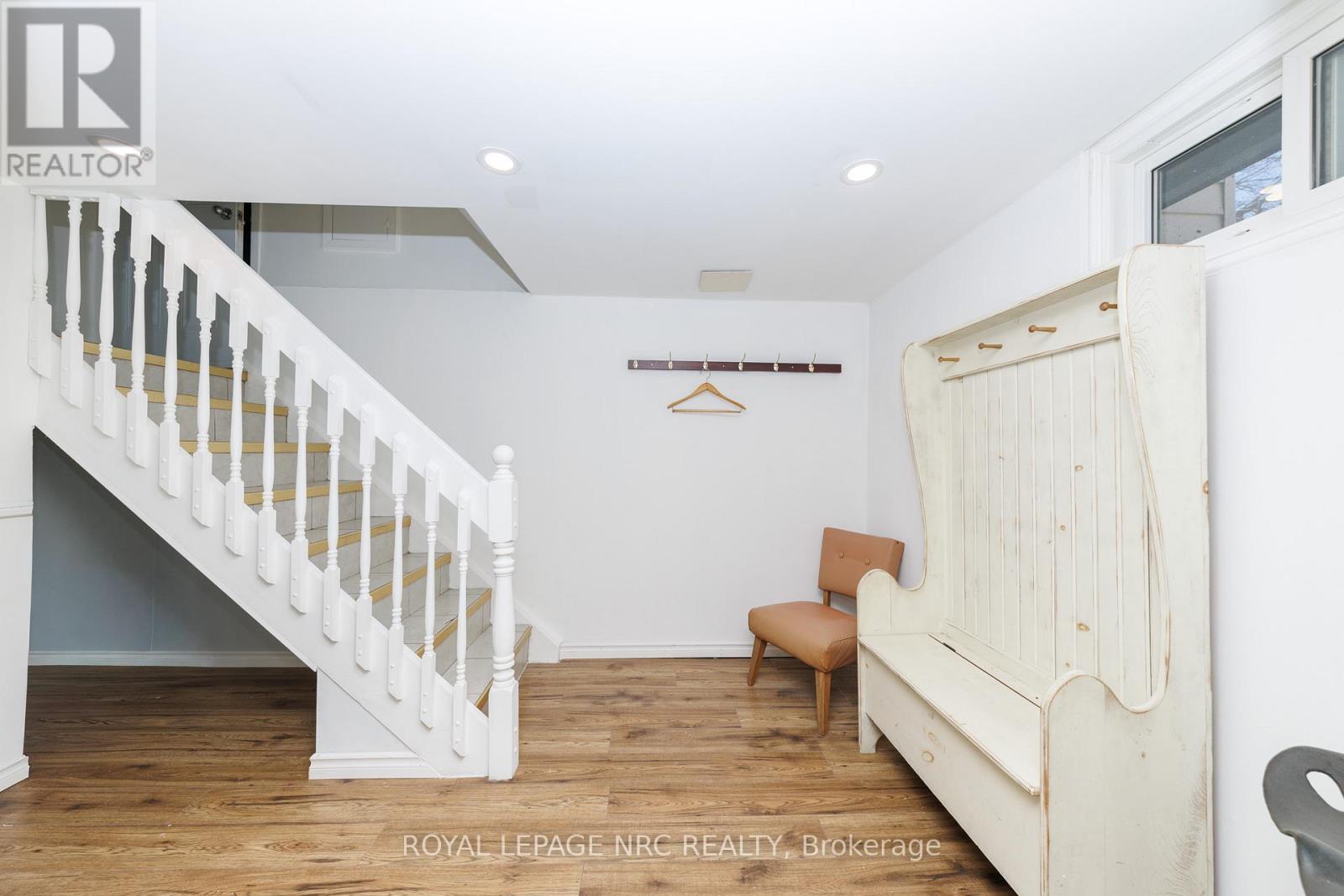 51 Henry Street, Niagara-On-The-Lake, Ontario  L0S 1T0 - Photo 12 - X12840890