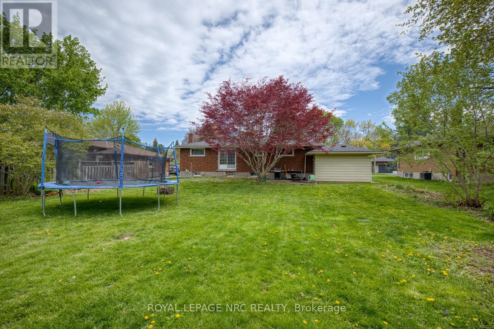 51 Henry Street, Niagara-On-The-Lake, Ontario  L0S 1T0 - Photo 4 - X12840890