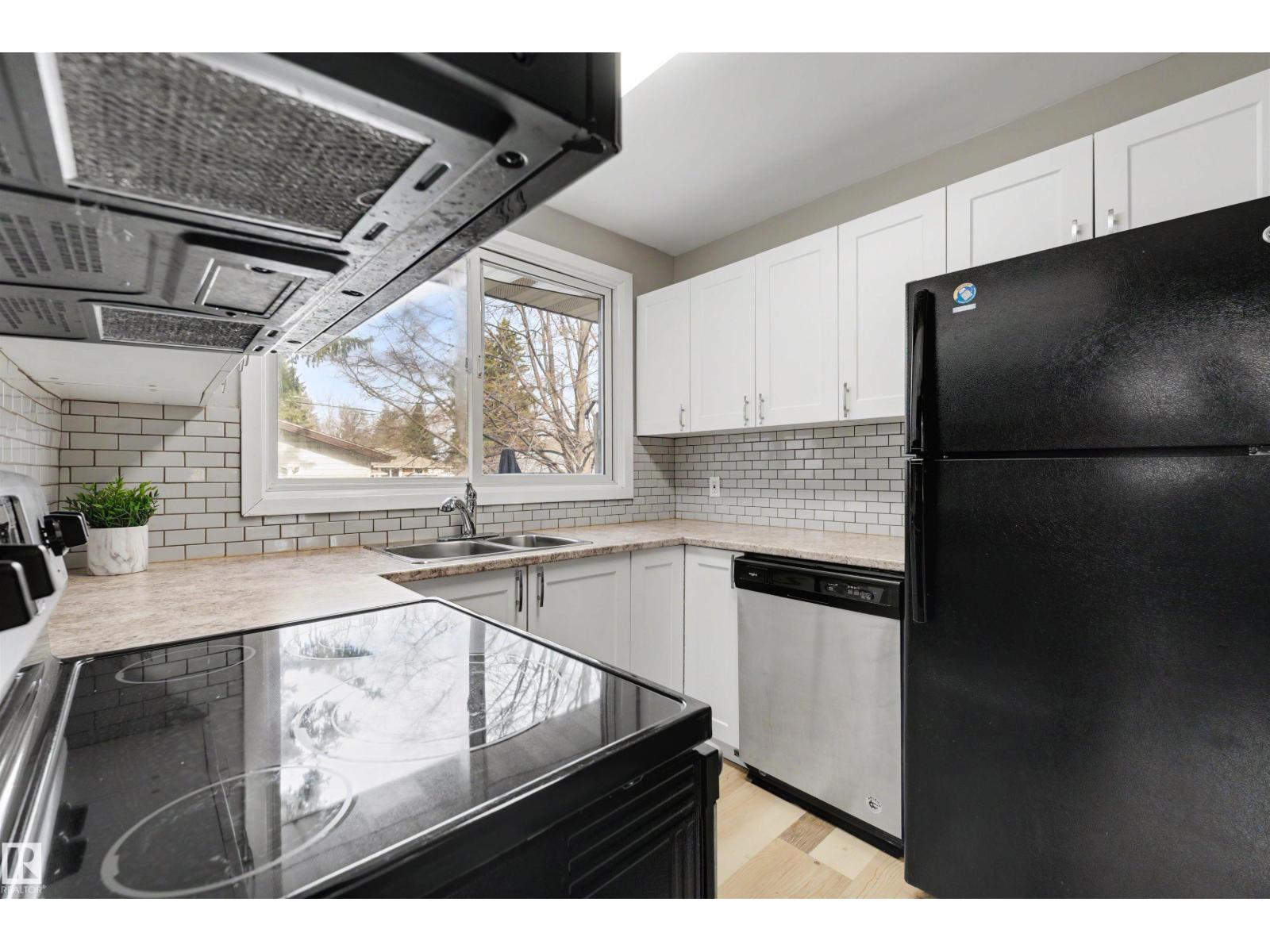 12423 135 St Nw, Edmonton, Alberta  T5L 1X8 - Photo 10 - E4486479