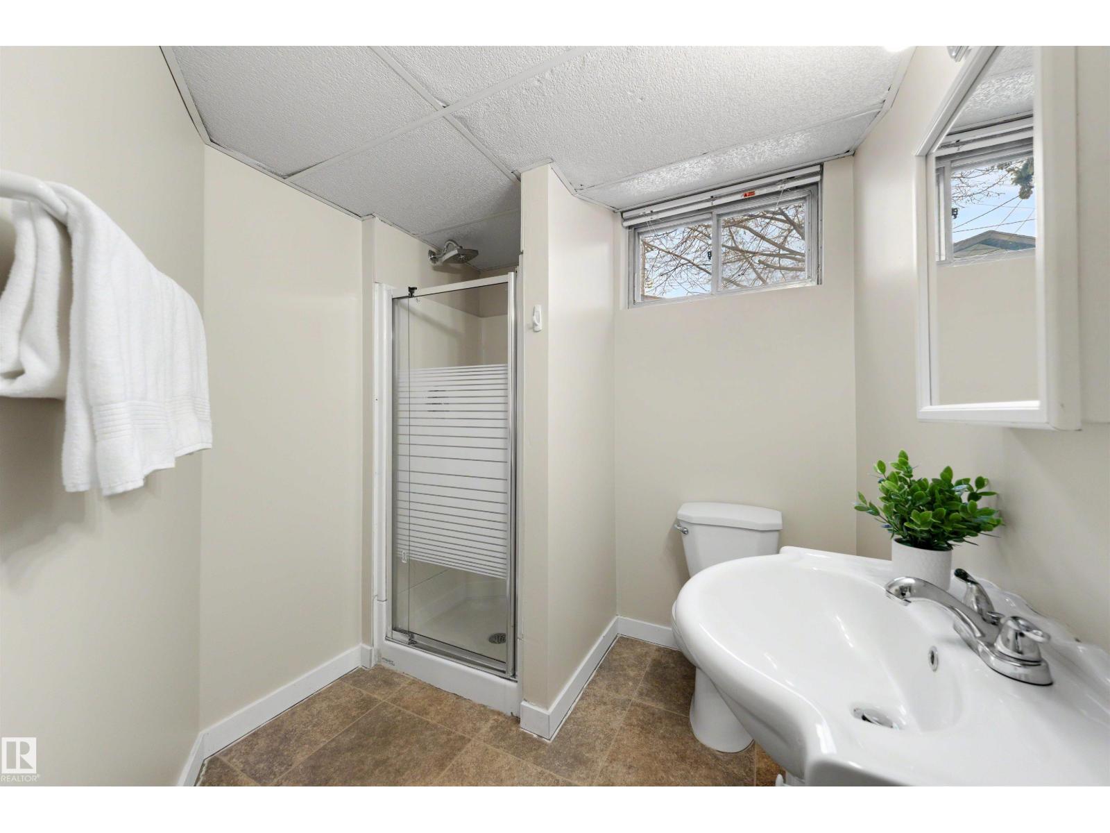 12423 135 St Nw, Edmonton, Alberta  T5L 1X8 - Photo 36 - E4486479
