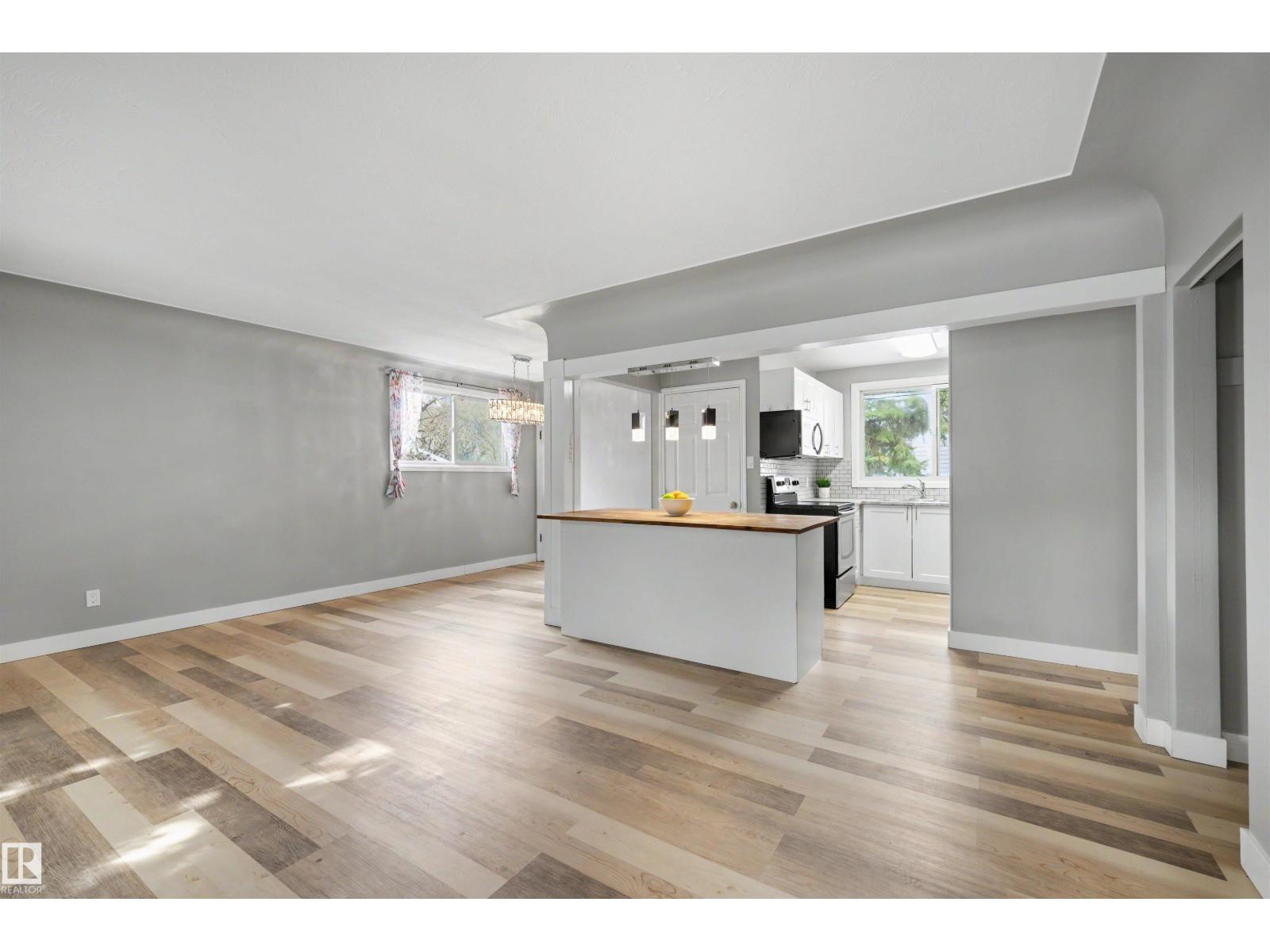 12423 135 St Nw, Edmonton, Alberta  T5L 1X8 - Photo 4 - E4486479