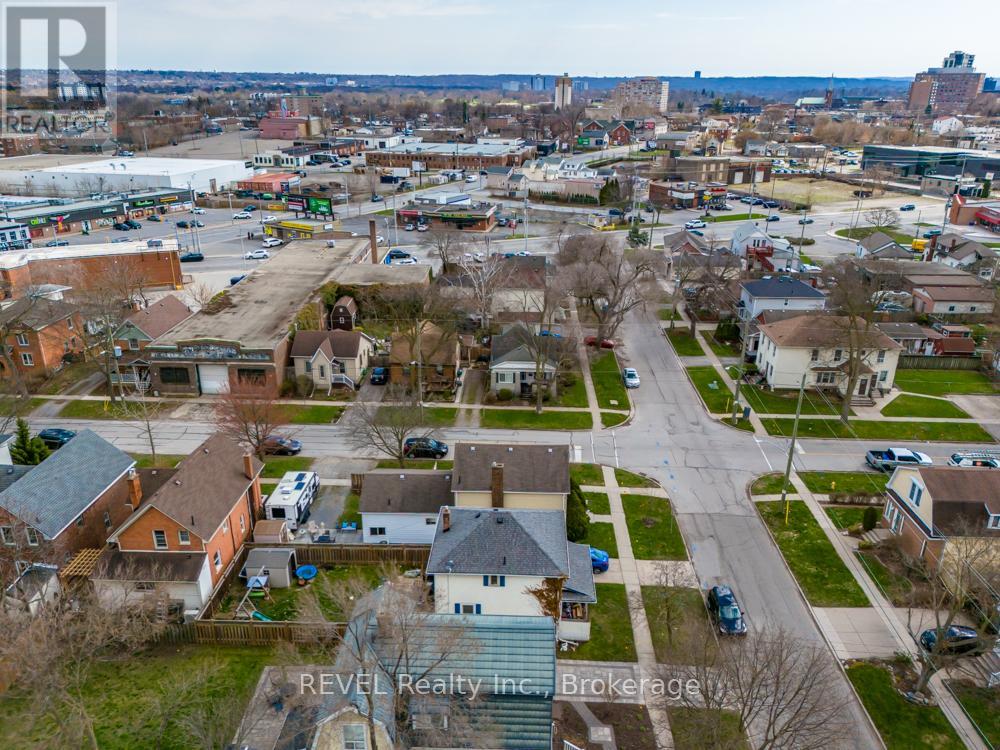 10 Wiley Street, St. Catharines (Downtown), Ontario  L2R 4E5 - Photo 33 - X13100512