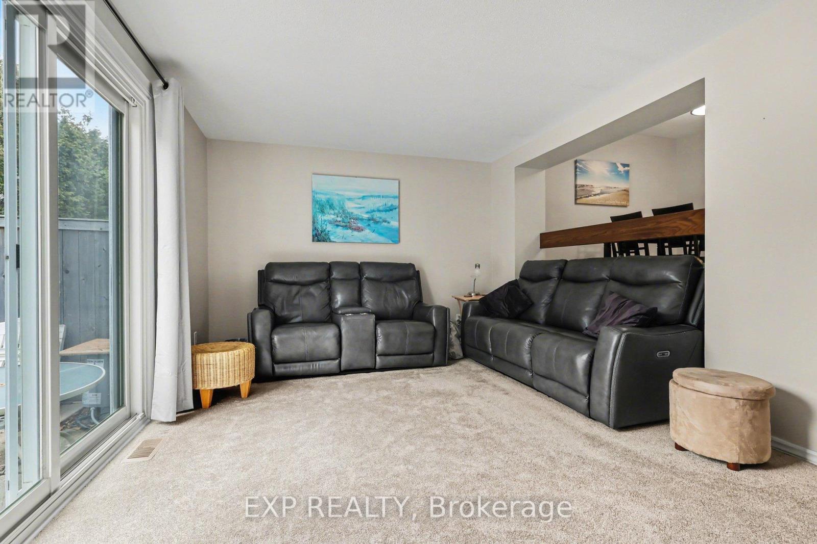 B - 1765 Lamoureux Drive, Ottawa, Ontario  K1E 2N5 - Photo 4 - X13100544