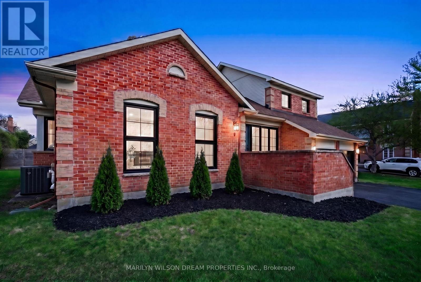 8 Belton Avenue, Ottawa, Ontario  K2S 1G7 - Photo 3 - X13100548