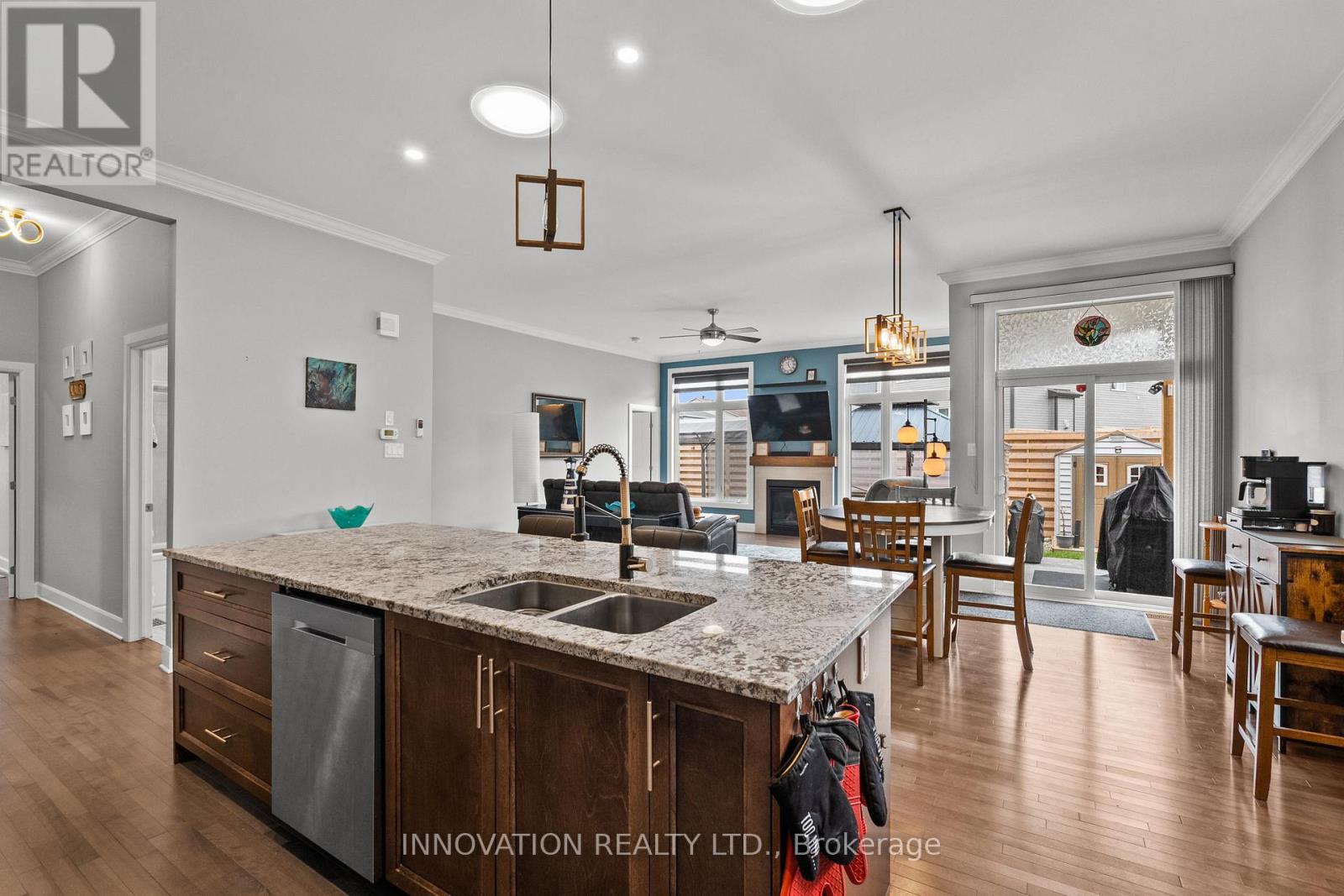 94 Dunlop Road, Carleton Place, Ontario  K7C 0R8 - Photo 11 - X13100618