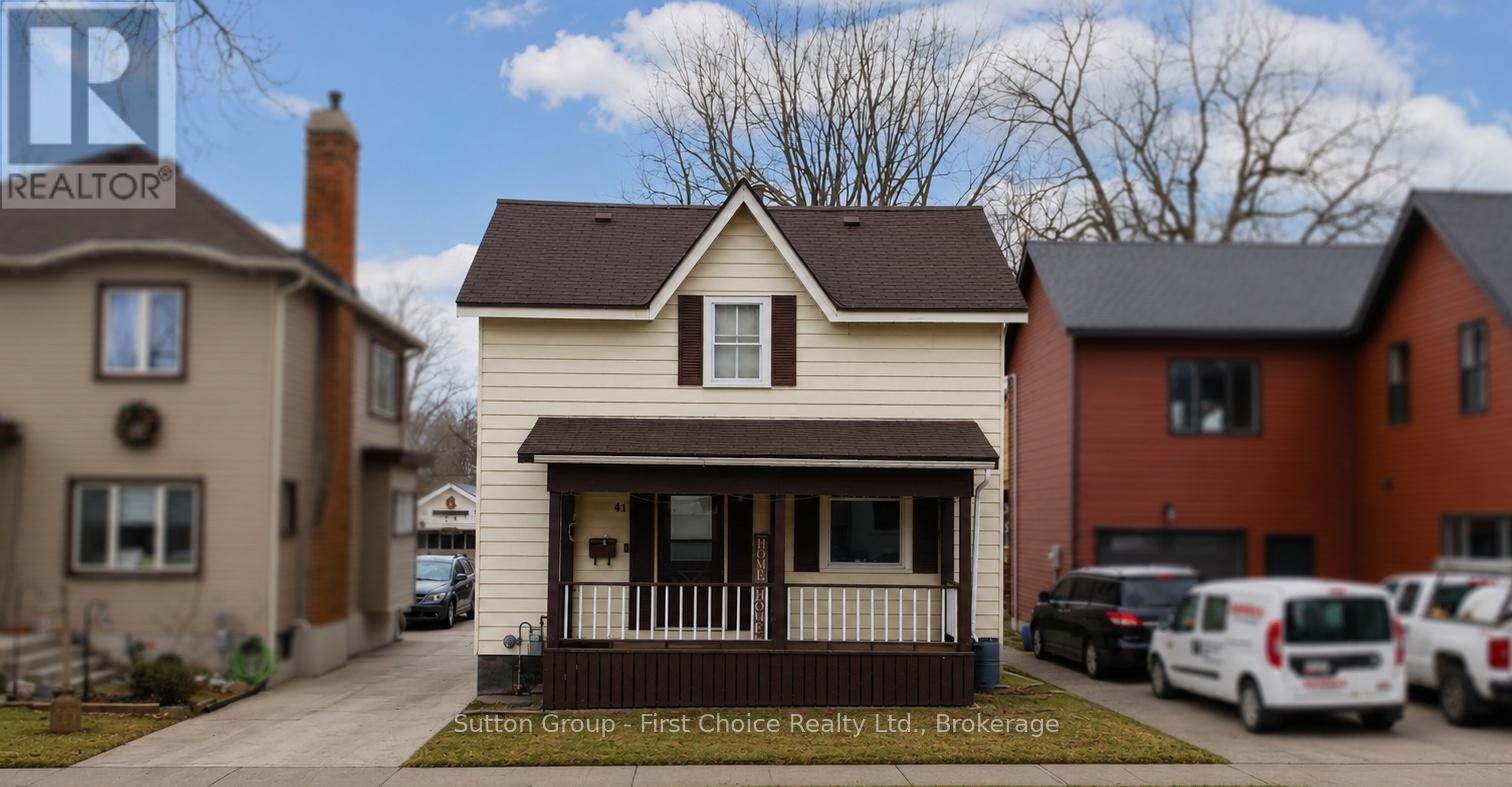 41 Goderich Street W, Huron East (Seaforth), Ontario  N0K 1W0 - Photo 2 - X13100604