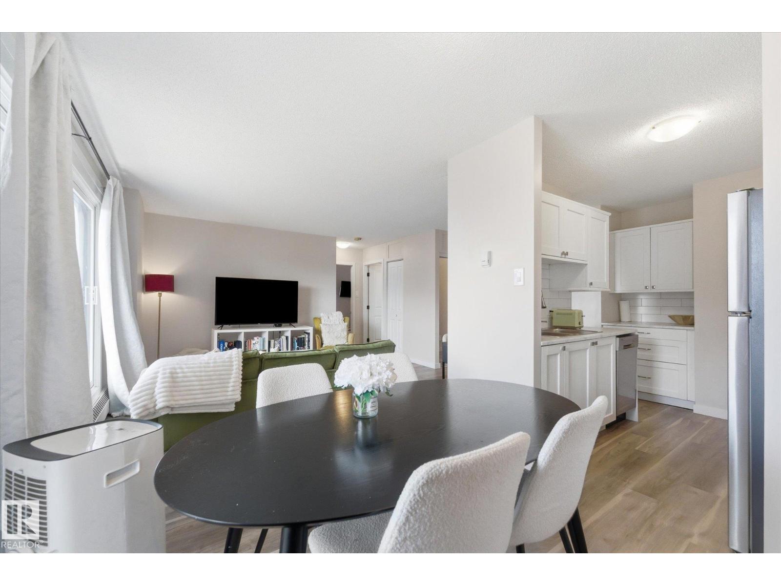 #905 10175 114 St Nw, Edmonton, Alberta  T5K 2L4 - Photo 10 - E4486481