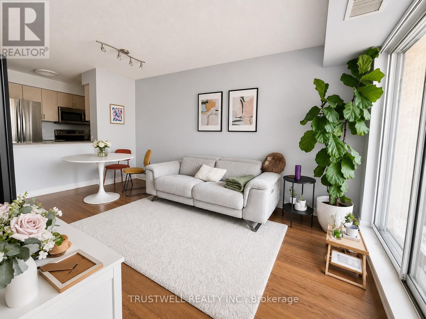 512 - 35 Bales Avenue, Toronto, Ontario  M2N 7L7 - Photo 2 - C13100438