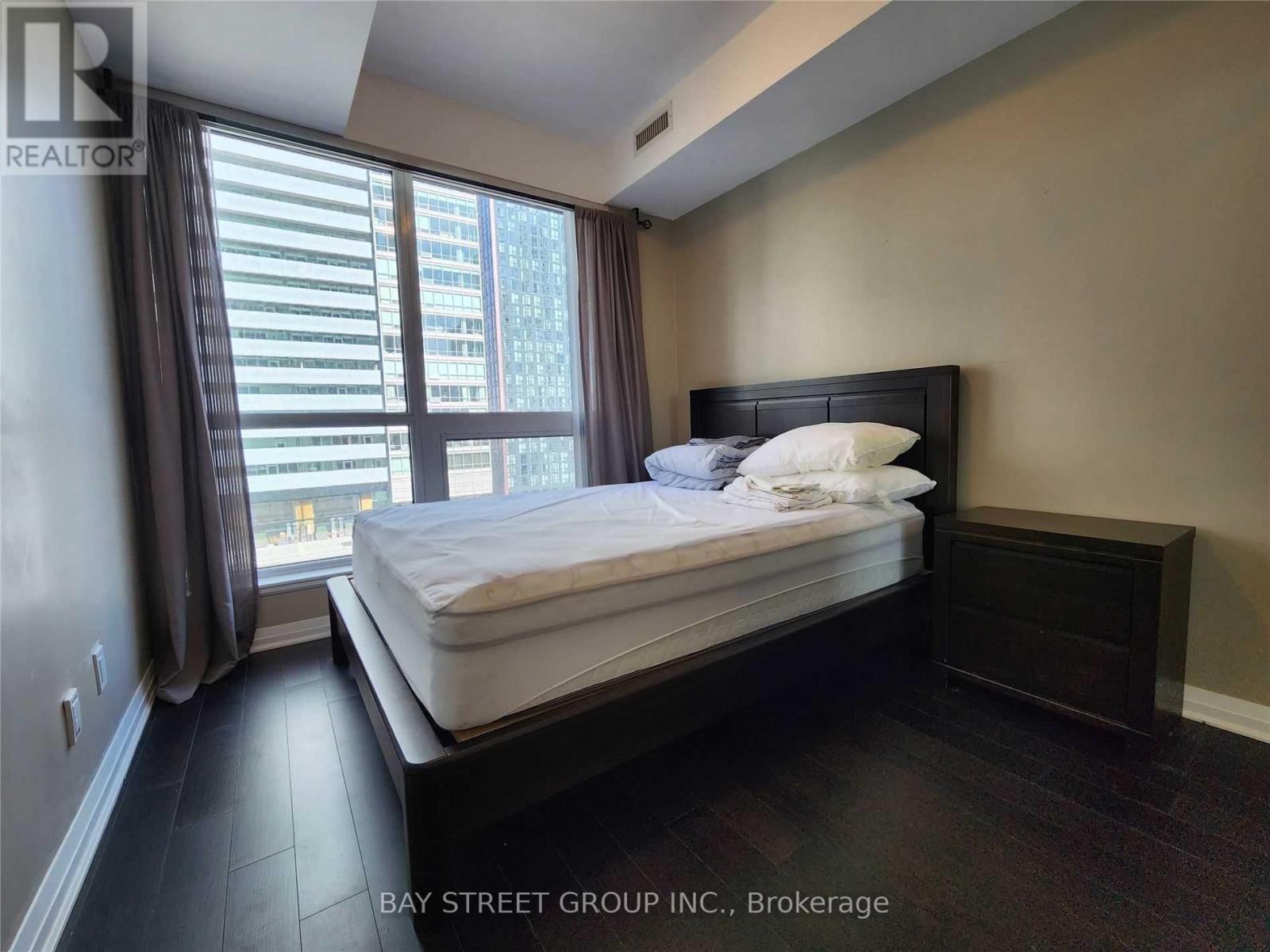 1312 - 8 Mercer Street, Toronto, Ontario  M5V 0C4 - Photo 13 - C13100476