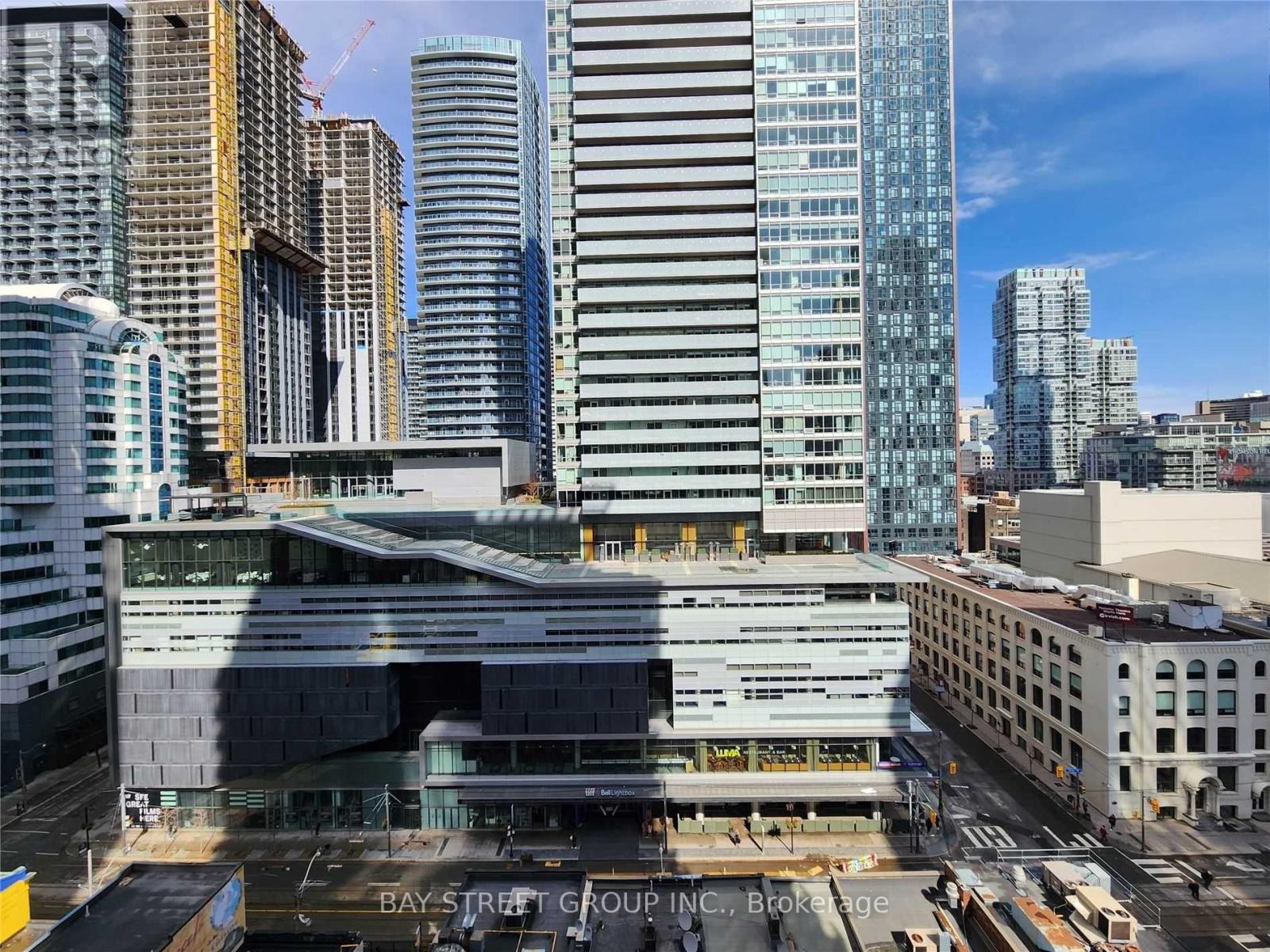 1312 - 8 Mercer Street, Toronto, Ontario  M5V 0C4 - Photo 17 - C13100476