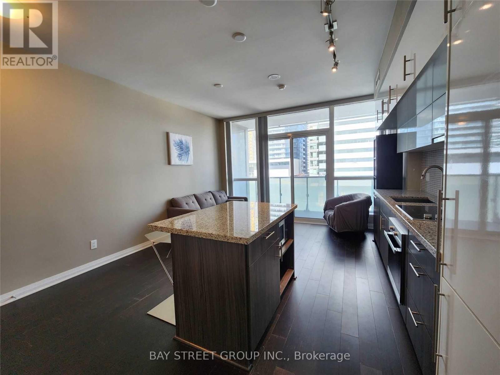 1312 - 8 Mercer Street, Toronto, Ontario  M5V 0C4 - Photo 3 - C13100476