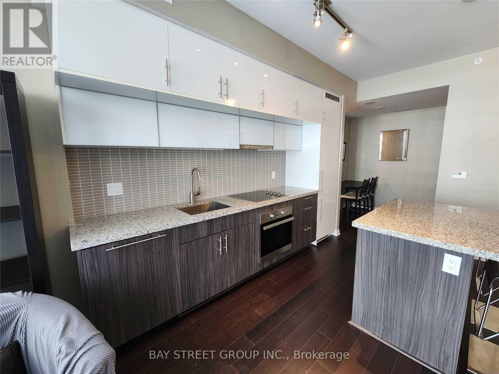 1312 - 8 Mercer Street, Toronto, Ontario  M5V 0C4 - Photo 4 - C13100476