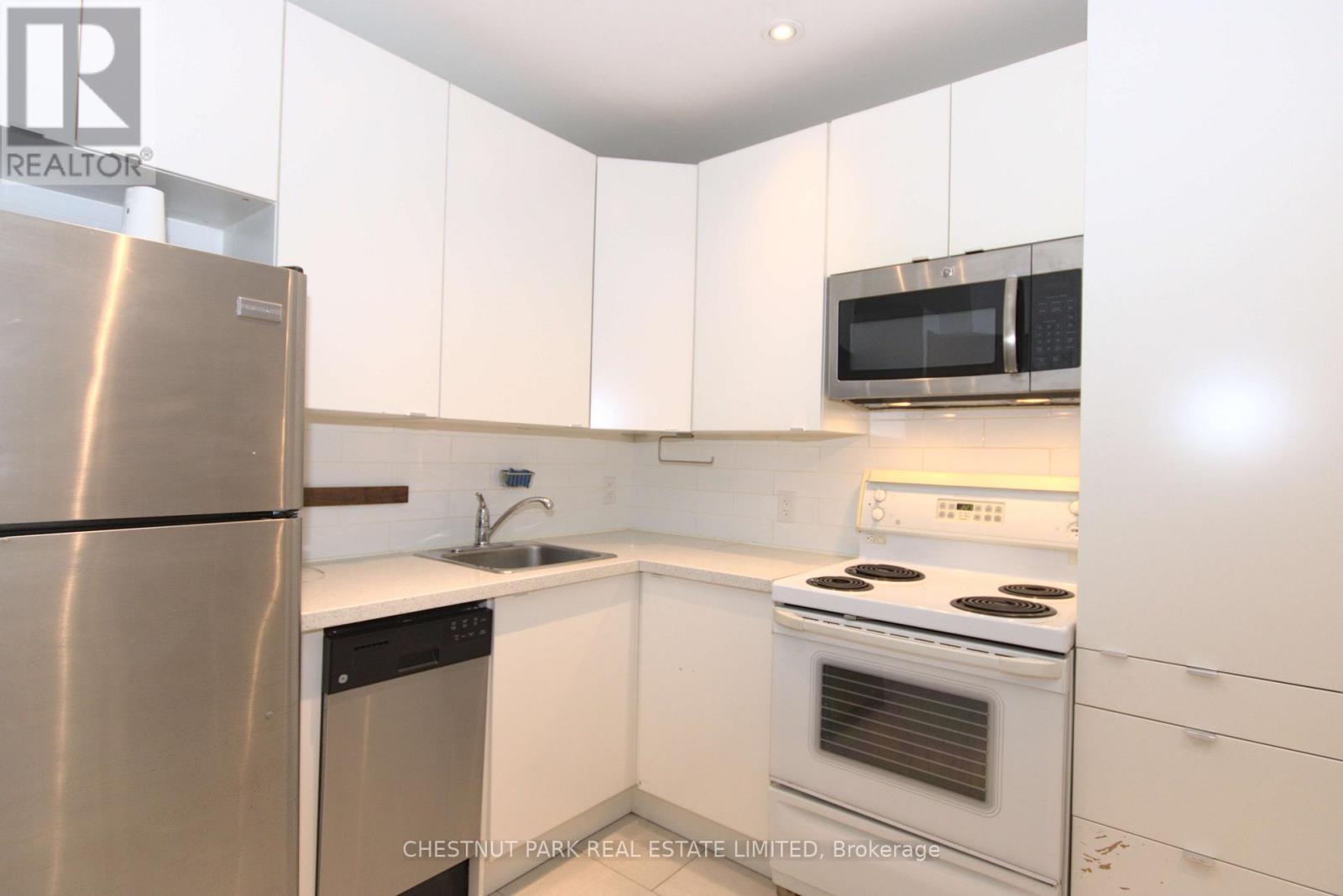 1 - 113 Mcgill Street, Toronto, Ontario  M5B 1H5 - Photo 2 - C13100518