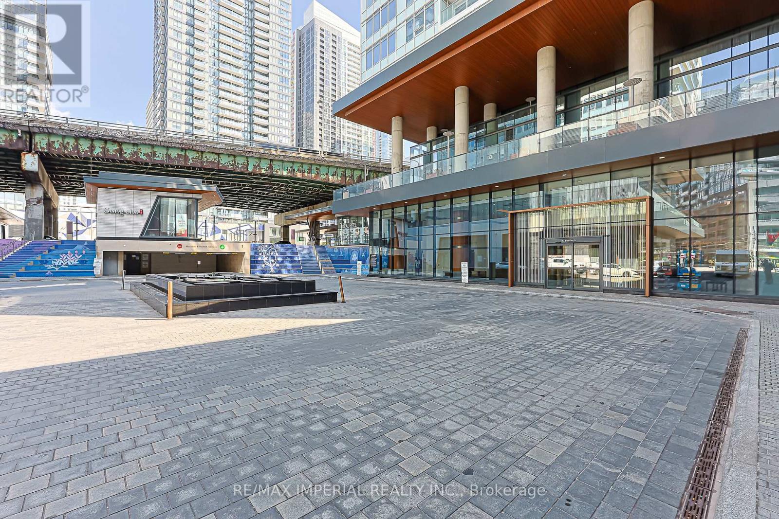 2707 - 17 Bathurst Street, Toronto (Waterfront Communities), Ontario  M5V 0N1 - Photo 3 - C13100530