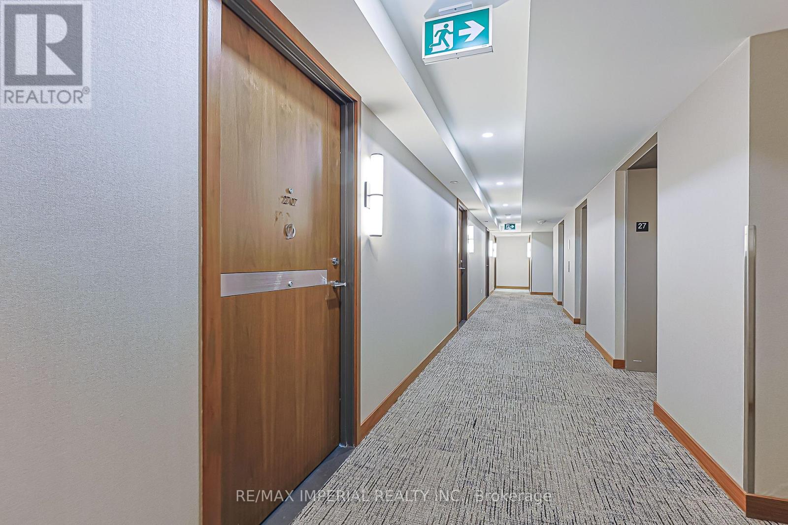 2707 - 17 Bathurst Street, Toronto (Waterfront Communities), Ontario  M5V 0N1 - Photo 6 - C13100530