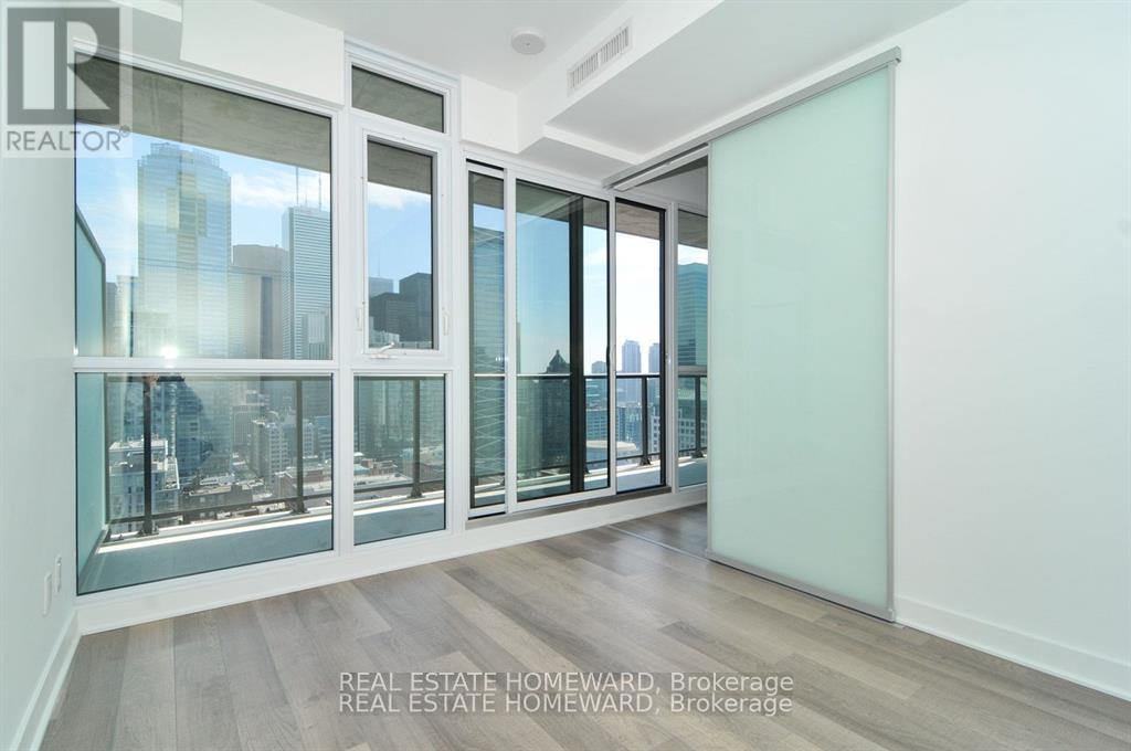 2407 - 290 Adelaide Street W, Toronto, Ontario  M5V 1P6 - Photo 8 - C13100564