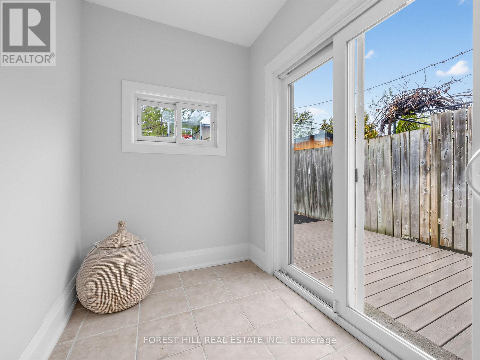 28 Alameda Avenue, Toronto (Oakwood Village), Ontario  M6C 3W2 - Photo 20 - C13100574