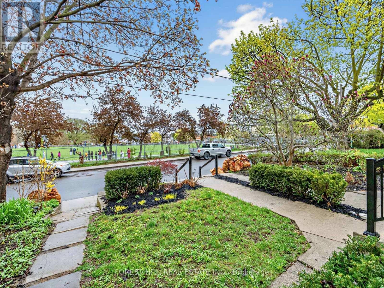 28 Alameda Avenue, Toronto (Oakwood Village), Ontario  M6C 3W2 - Photo 33 - C13100574