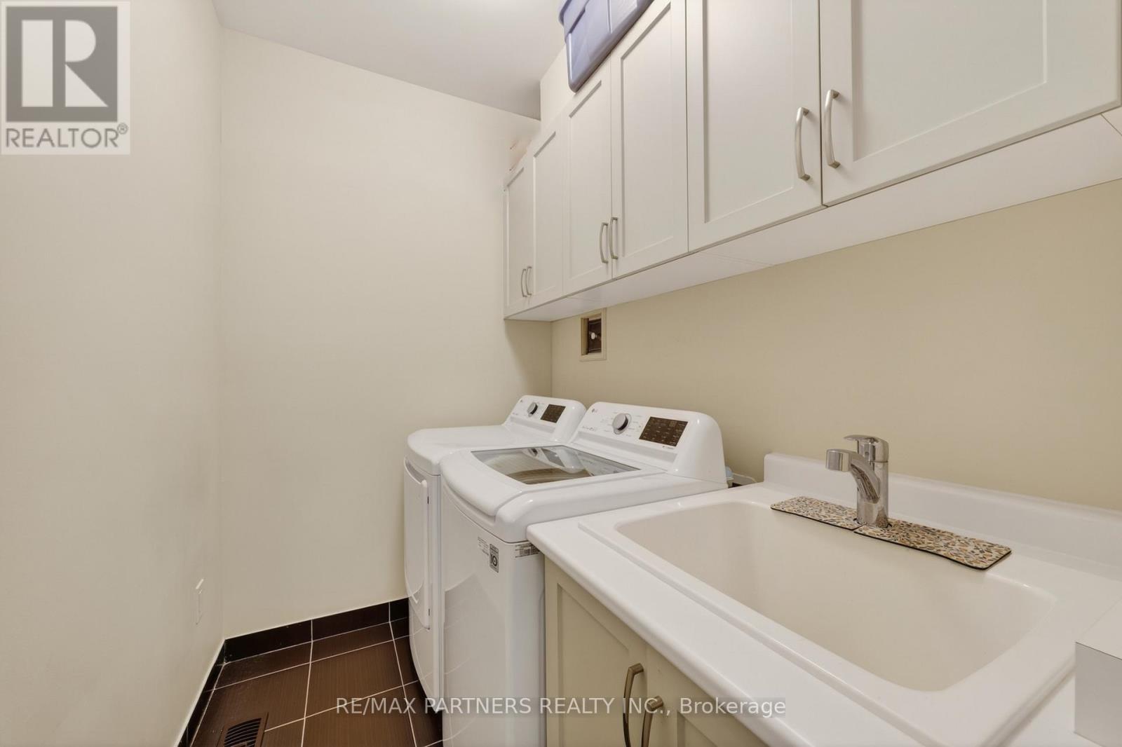3 Fernhill Lane, Markham, Ontario  L6C 0Y5 - Photo 26 - N13100454